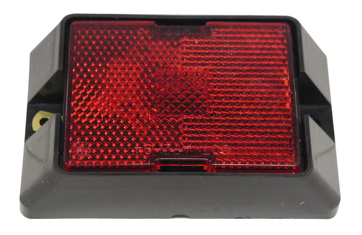 Red Clearance / Side Marker with Reflective Lens