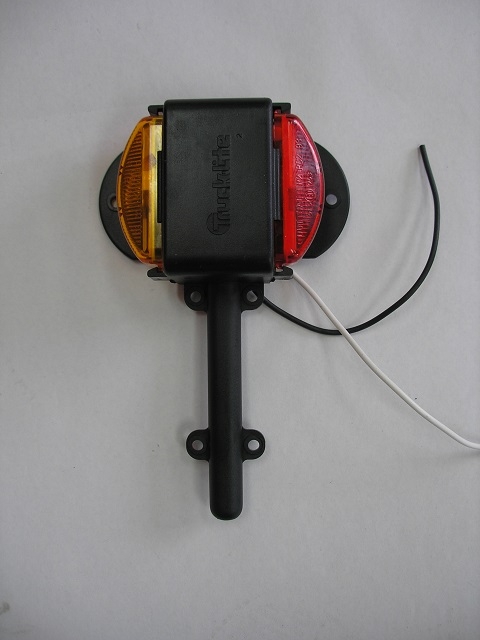 RH Dual Face Fender Light with Bracket