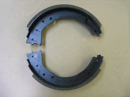 Dexter - RH 12-1/4" x 2-1/2" Electric Brake Shoe Kit - Cast Backing Plate