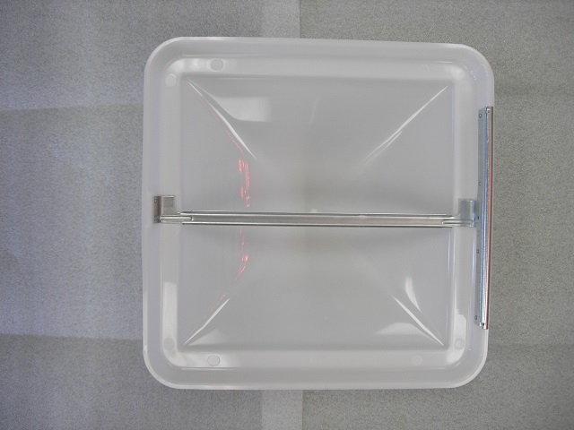 White Plastic Vent Lid - 14" x 14"