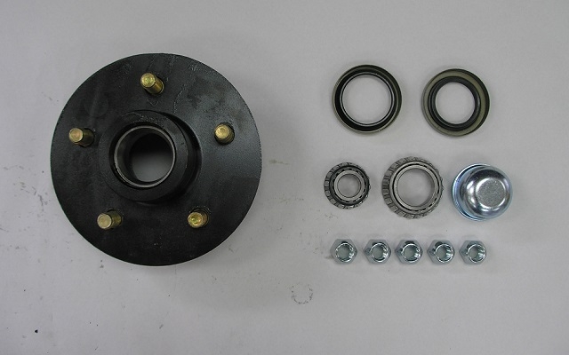 1500 lb Idler Hub Kit - 5 on 4.5" - 1 1/4" Inner and 3/4" Outer Bearing